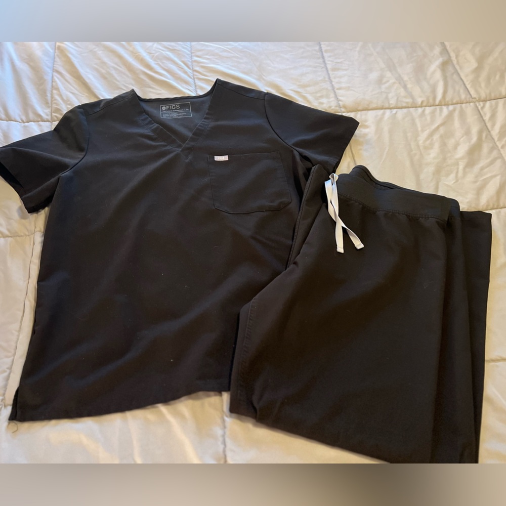 Figs scrubs